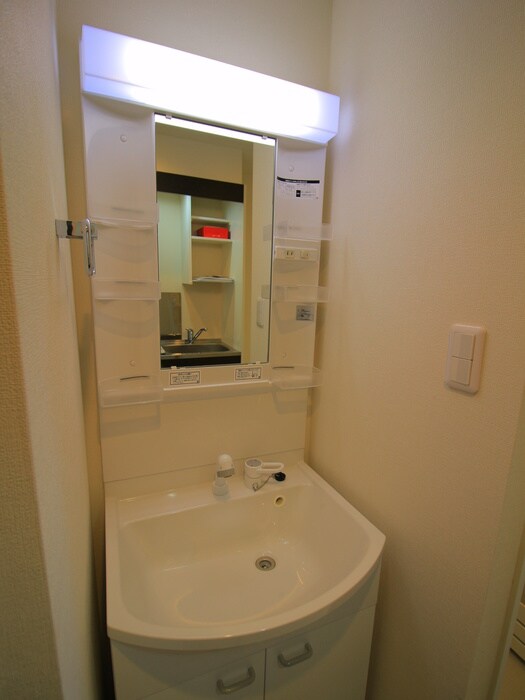 物件内観写真15　(洗面)