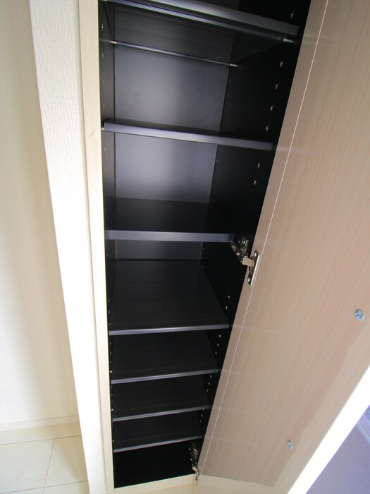 物件内観写真18　(靴箱)