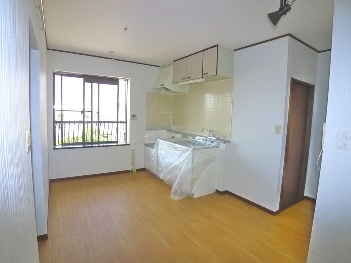 物件内観写真11　(居室)