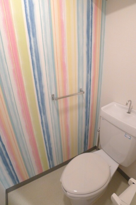 物件内観写真14　(トイレ)