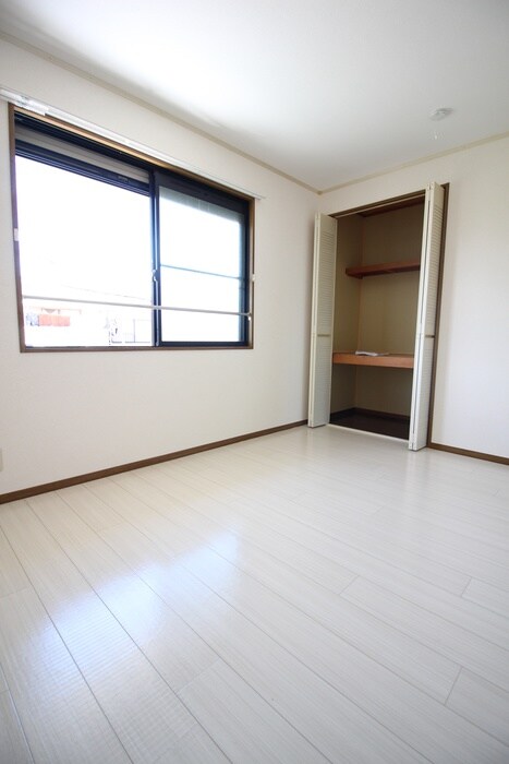 物件内観写真20　(収納)