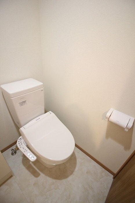 アゼ－ルリド－マンションのトイレ