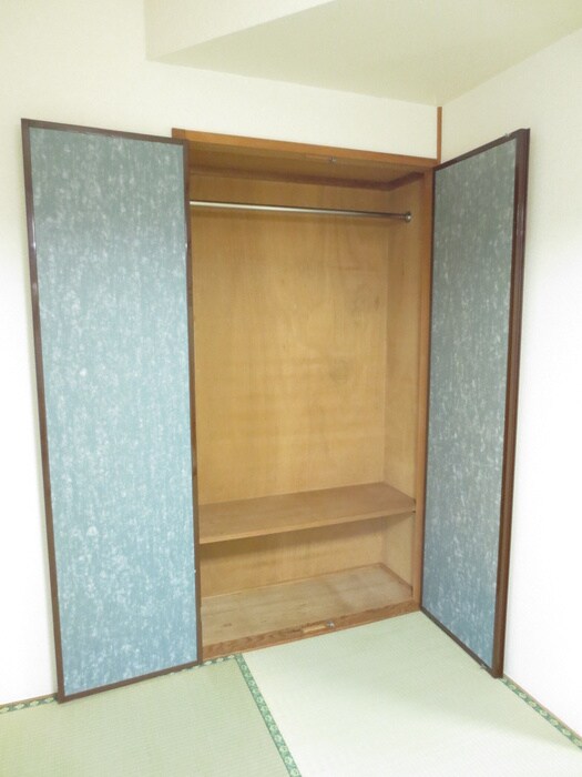 物件内観写真5　(収納)