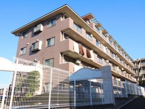 サ－ラあざみ野外観写真