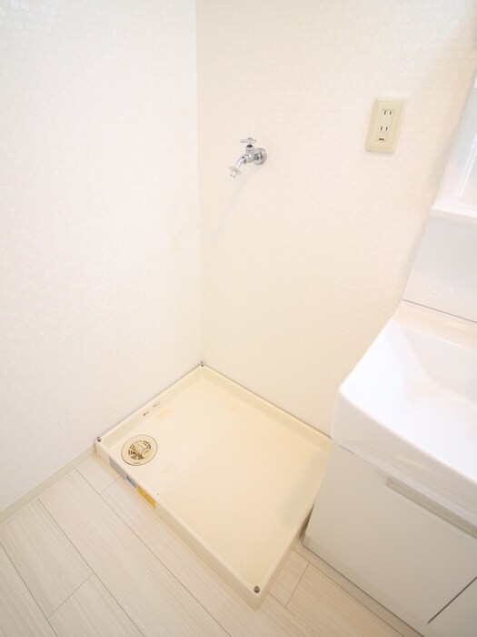 物件内観写真20　(洗濯機置場)