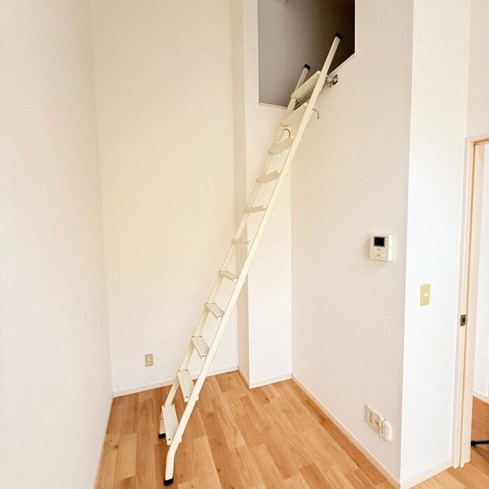 物件内観写真11　(居室)