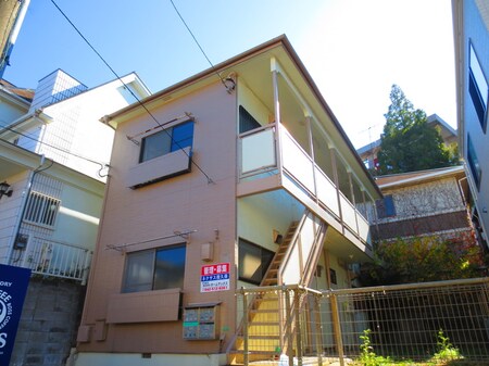 ラピュタ日野外観写真