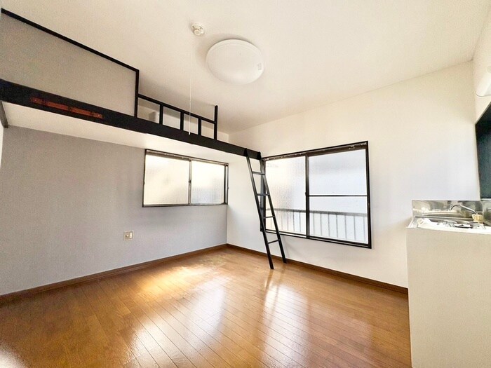 物件内観写真5　(居室)