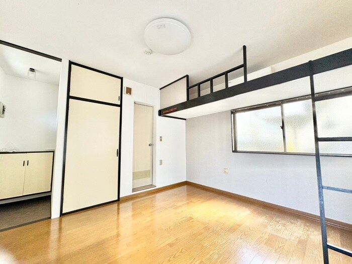 物件内観写真6　(居室)