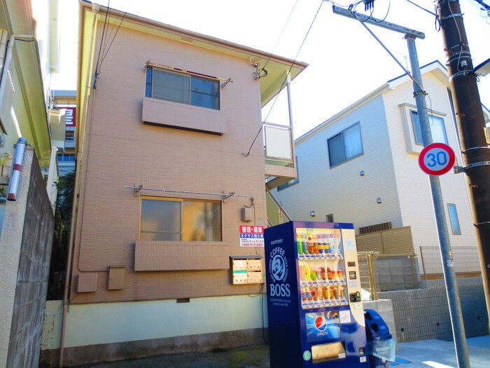 物件外観写真3　(外観写真)