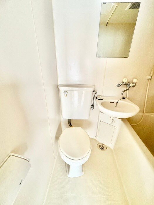 物件内観写真12　(トイレ)