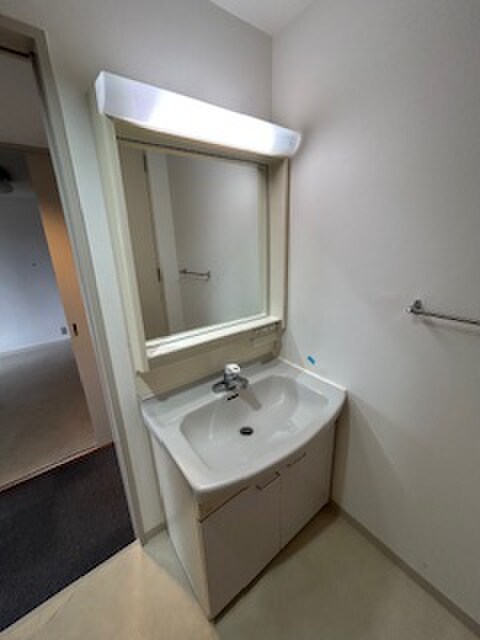 物件内観写真18　(洗面)