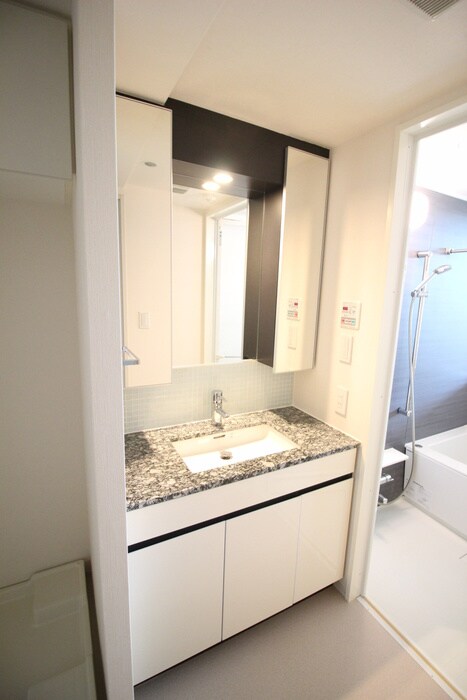 物件内観写真13　(洗面)