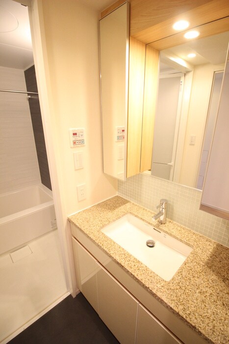 物件内観写真15　(洗面)