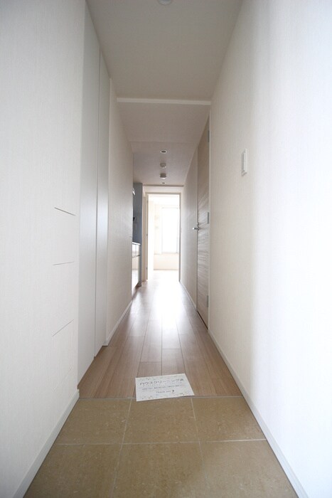 物件内観写真17　(玄関)