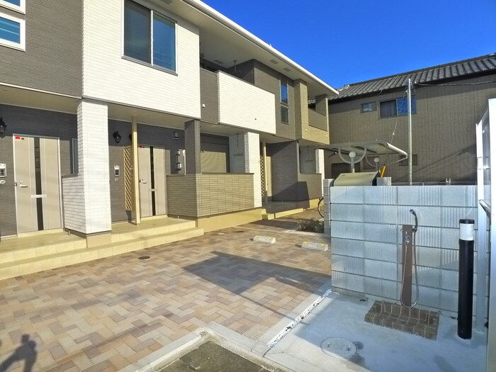 物件外観写真6　(建物設備)