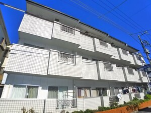 ヴィレッヂハピネス１外観写真