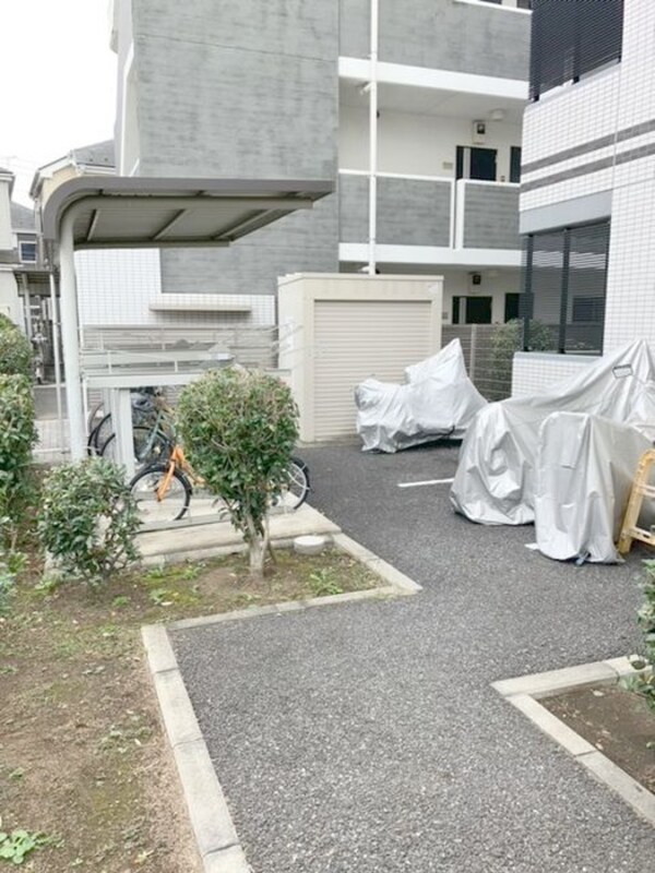 駐輪場