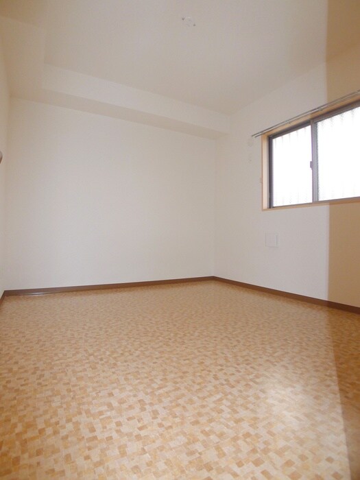 物件内観写真12　(居室)