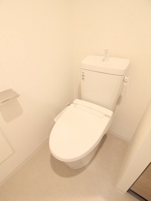 物件内観写真14　(トイレ)