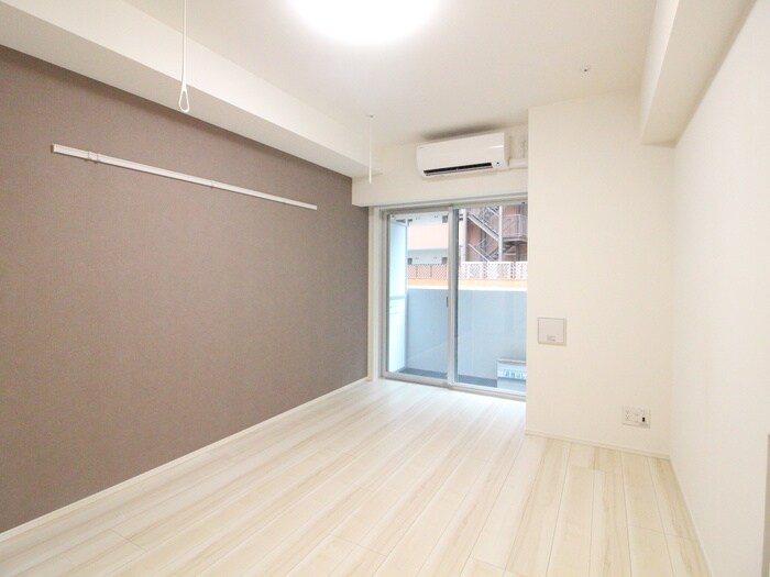 物件内観写真16　(室内からの展望)