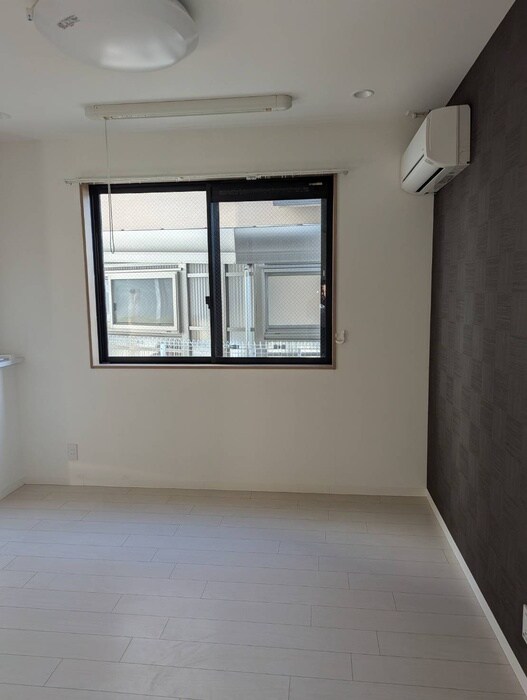 物件内観写真11　(居室)