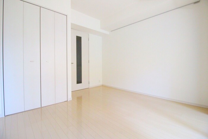 物件内観写真10　(廊下)