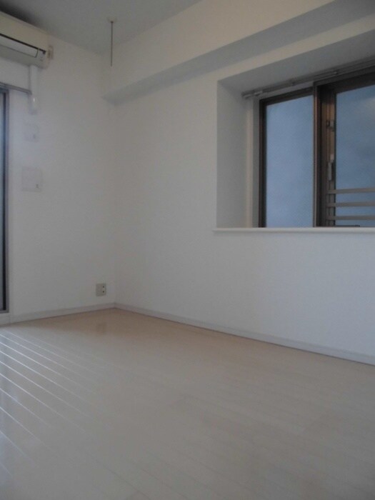 物件内観写真11　(居室)