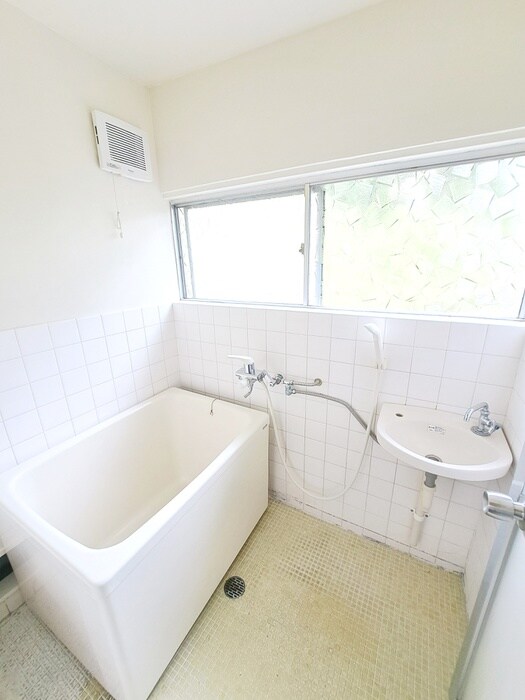 物件内観写真12　(バス／シャワールーム等)