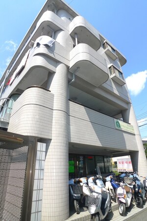 センチュリ－航空公園外観写真