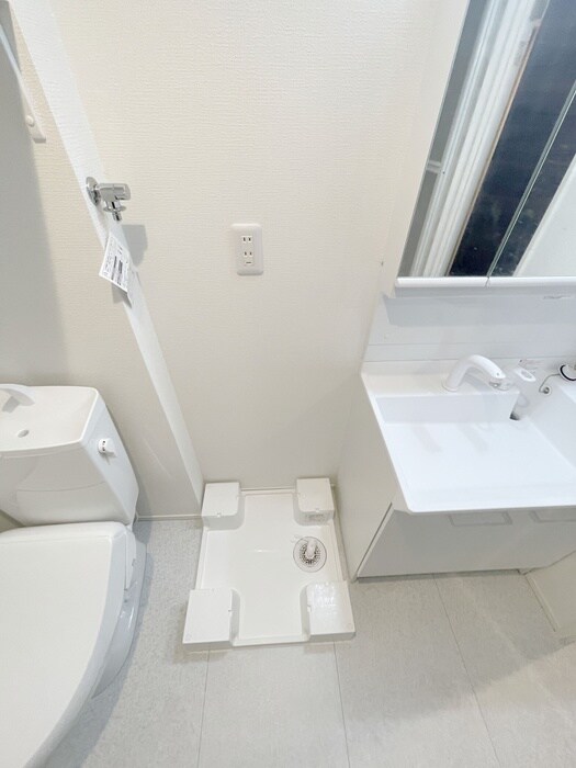 物件内観写真15　(洗濯機置場)