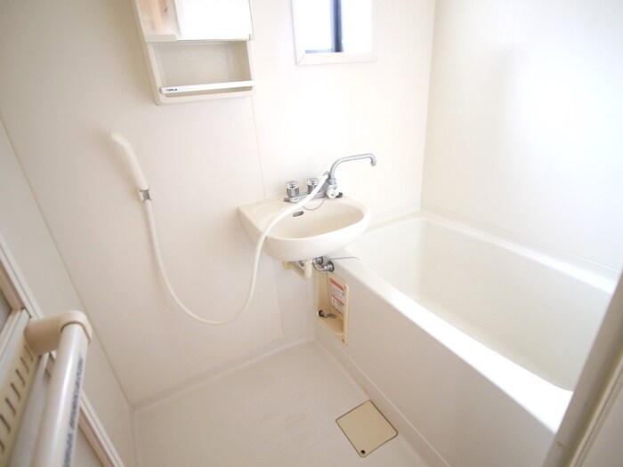 物件内観写真12　(バス／シャワールーム等)