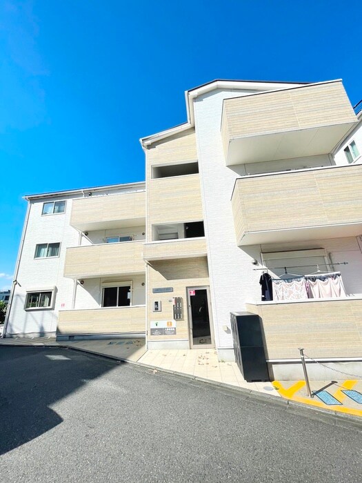 上大岡ヒルズＷＥＳＴの物件外観写真