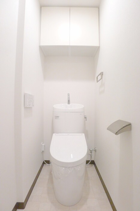 物件内観写真14　(トイレ)