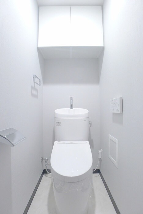 物件内観写真14　(トイレ)