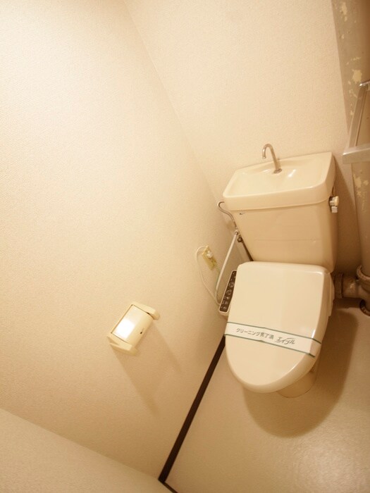 物件内観写真14　(トイレ)