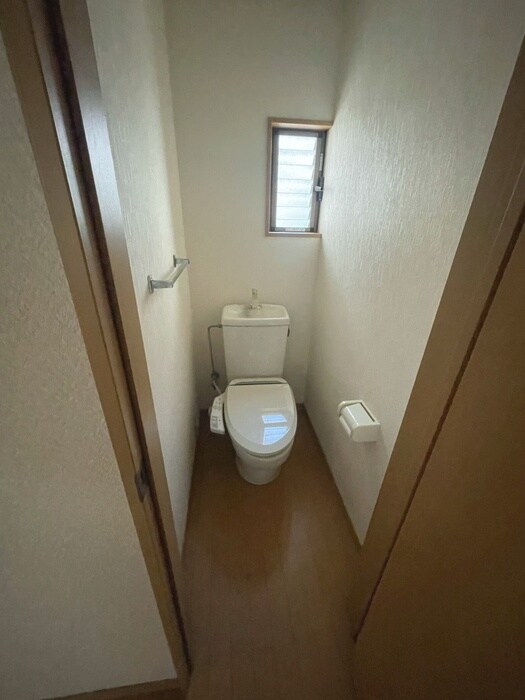 物件内観写真11　(トイレ)