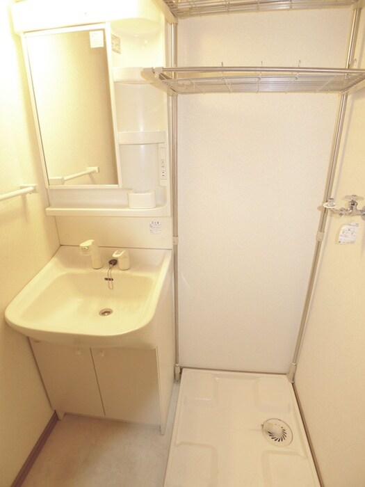 物件内観写真8　(洗面)