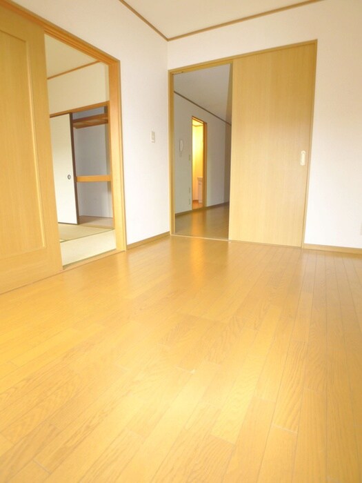 物件内観写真13　(居室)