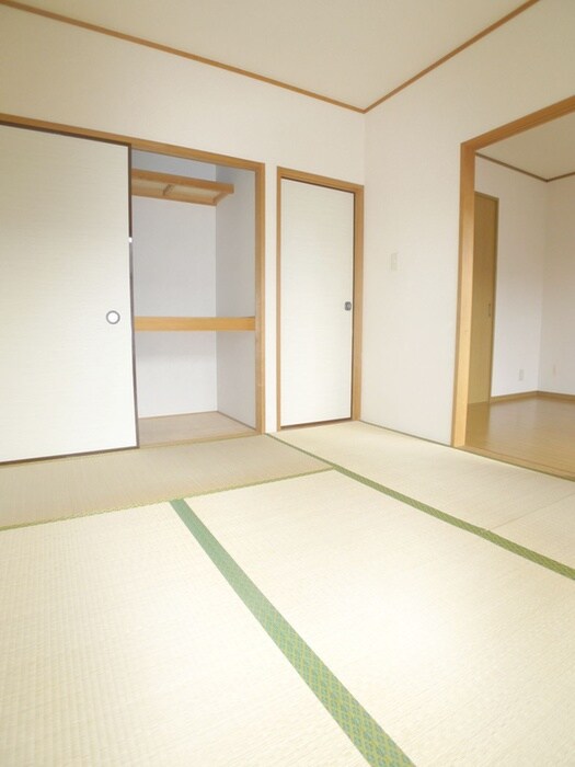 物件内観写真14　(収納)