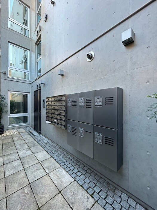 物件外観写真6　(建物設備)