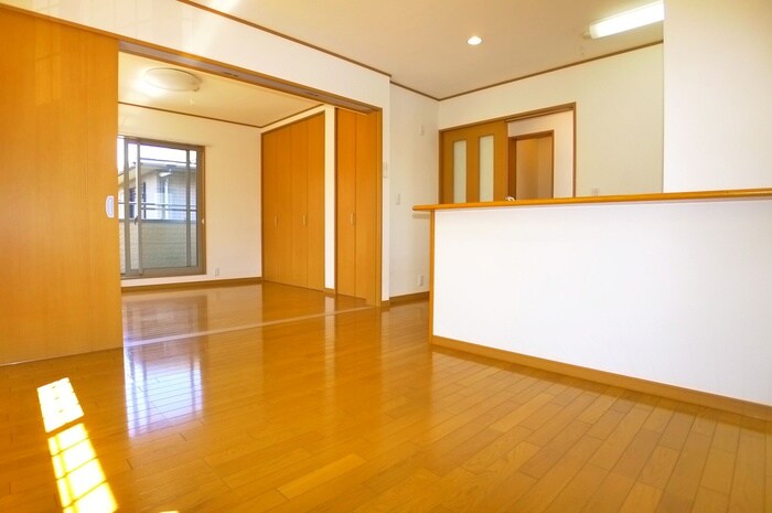 物件内観写真10　(内観写真)