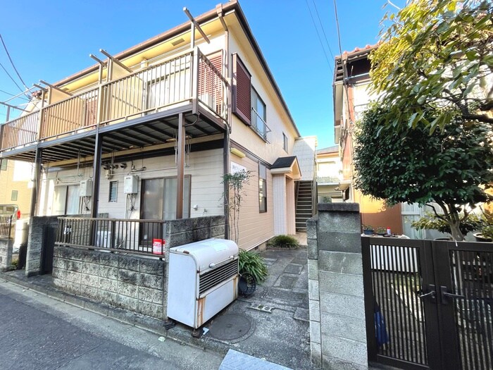 物件外観写真3　(エントランス部分)