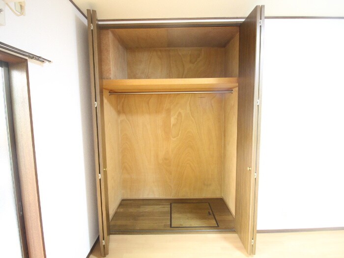 物件内観写真15　(収納)