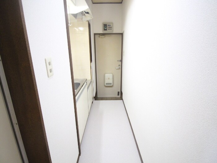 物件内観写真22　(廊下)