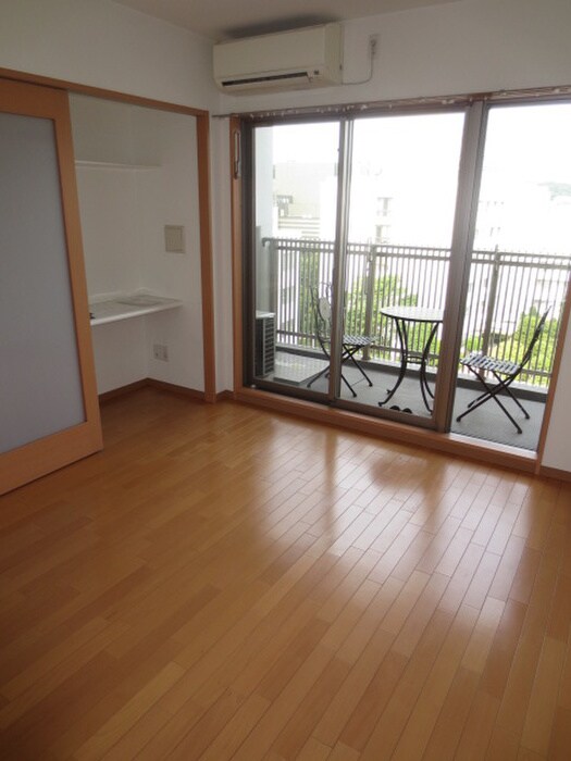 物件内観写真13　(居室)