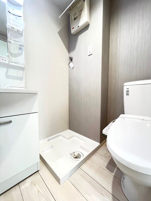 物件内観写真13　(洗濯機置場)