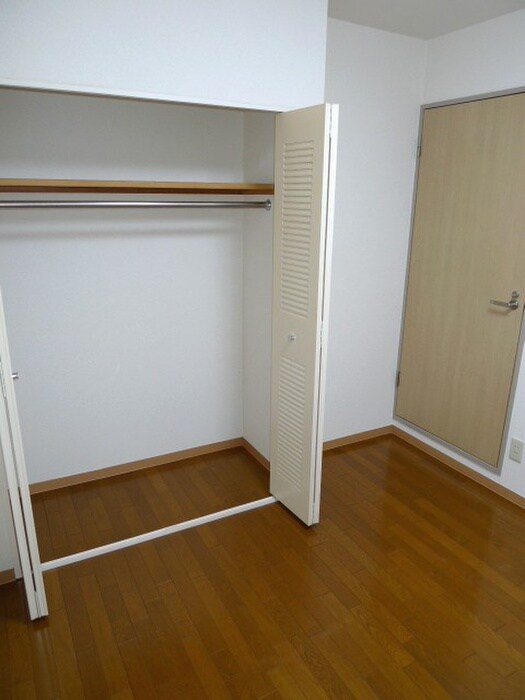 物件内観写真8　(収納)