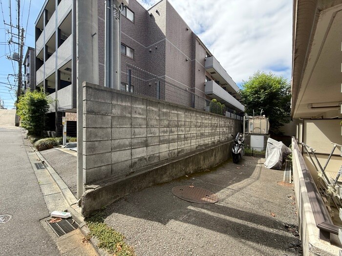 リエス馬込（3階）のバイク置き場