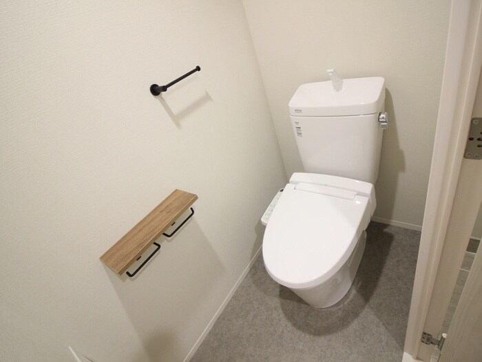 物件内観写真11　(トイレ)